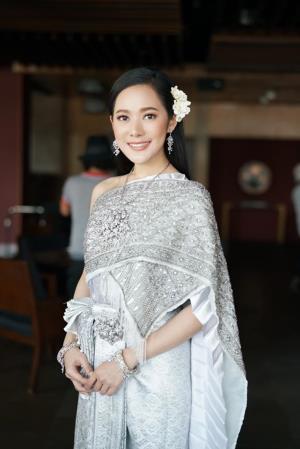 ชุดไทยเจ้าสาว ชุดไทยจักรพรรดิ์ เช่าที่แบมบี้ เวดดิ้ง ห้วยขวาง
